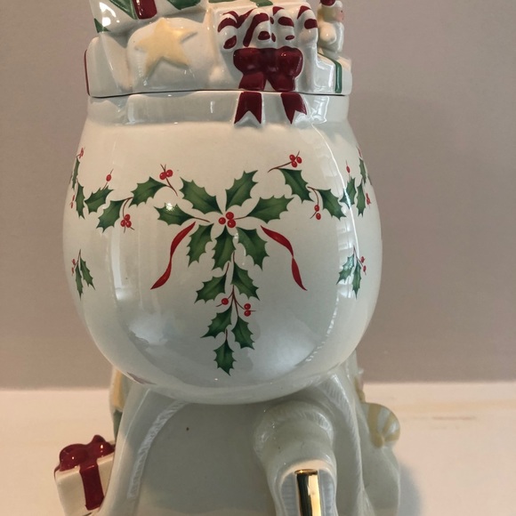 Lenox white gold Santa cookie jar - Picture 3 of 6